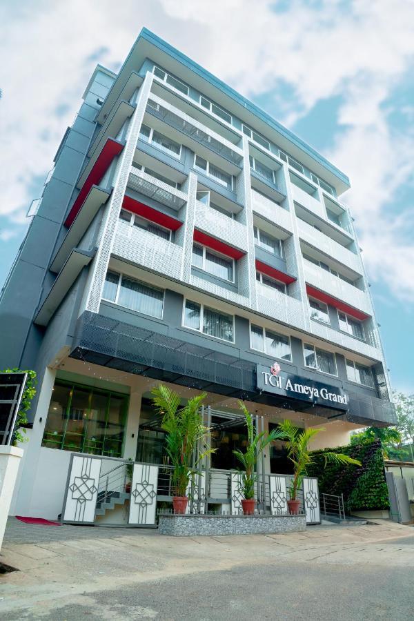 Tgi Ameya Grand Hotel Panaji Exterior photo